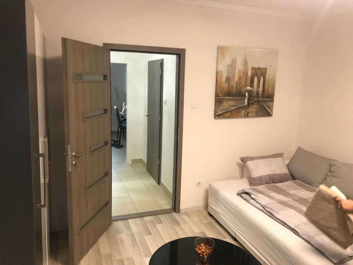 Classic City Apartman Szeged Exterior foto